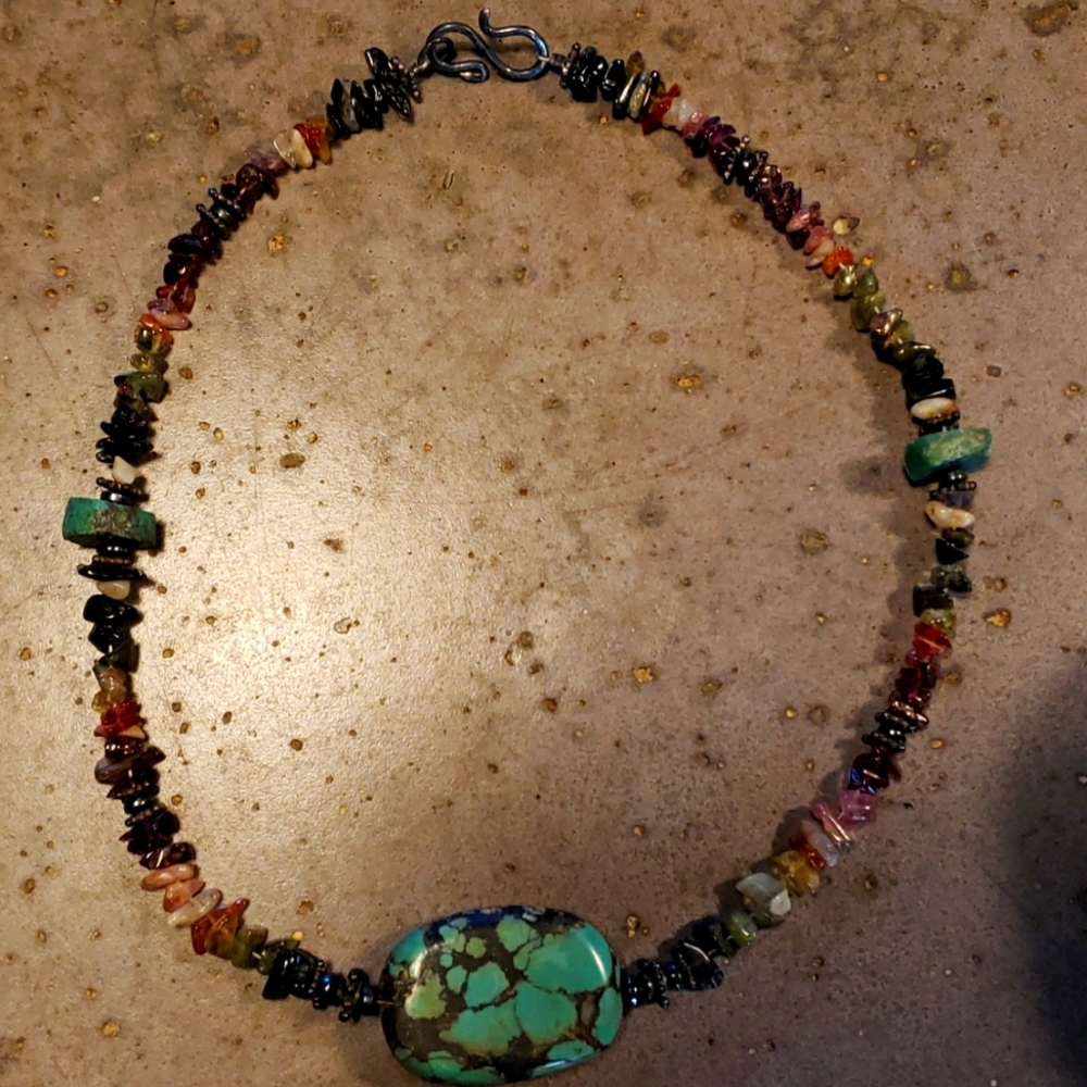 Turquoise and Quartz necklace 14 inch